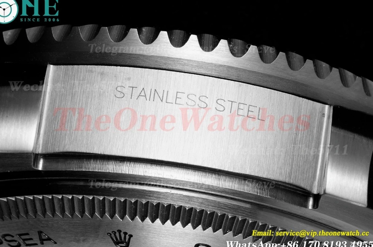 dweller APF SS 126660 VR3235 Black DeepSea 44mm Dot SS 0407